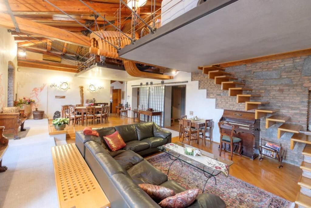 6 Ponterosso - Luxury Attic Apartment Триест Екстериор снимка
