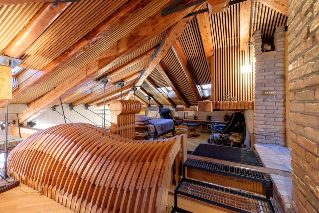 6 Ponterosso - Luxury Attic Apartment Триест Екстериор снимка