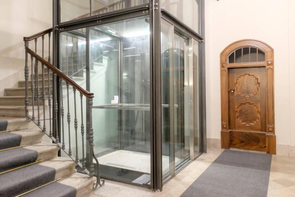 6 Ponterosso - Luxury Attic Apartment Триест Екстериор снимка